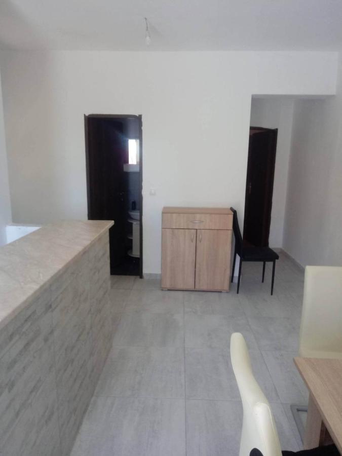 Apartmani Ketryn 크리크베니카 외부 사진